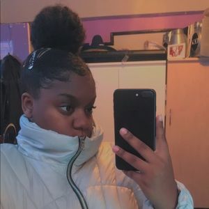 Meet your Posher, Krystal